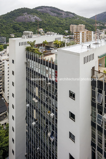 condomínio casa alta sergio bernardes