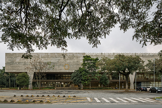 fau-usp vilanova artigas