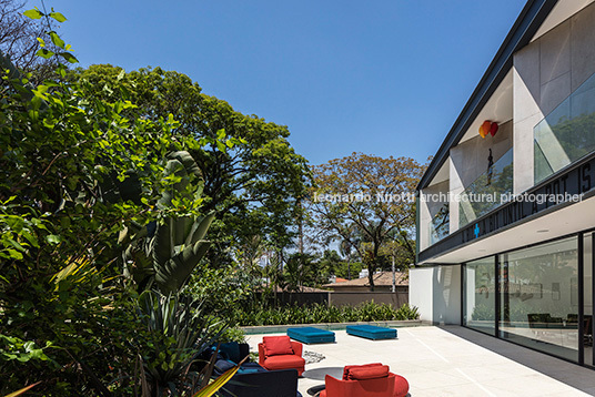 casa pm bernardes arquitetura