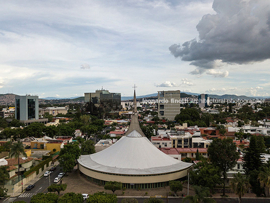 iglesia de san antonio maría claret max henonin hijar