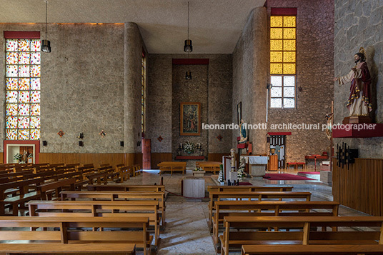 iglesia de la santa cruz pedro castellanos lambley