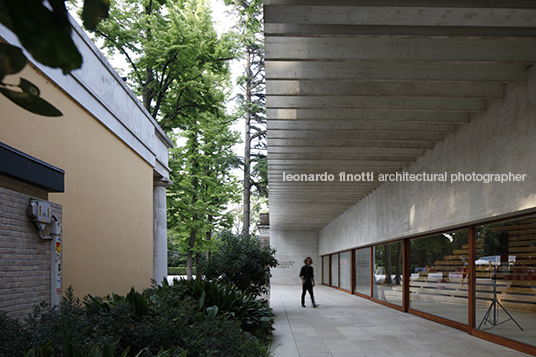 reporting from the front - giardini della biennale 2016 alejandro aravena