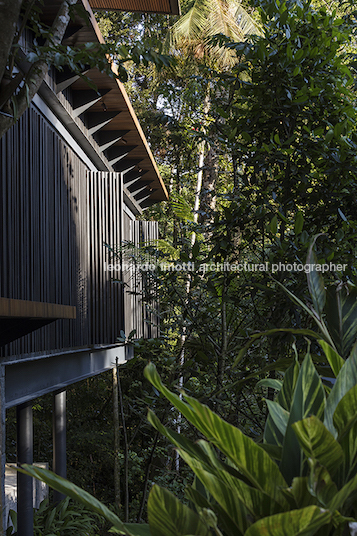 casa cmh - são pedro jacobsen arquitetura