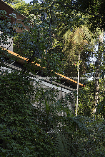 casa cmh - são pedro jacobsen arquitetura