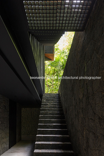 casa cmh - são pedro jacobsen arquitetura