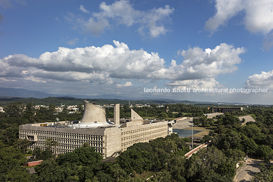 palace of assembly le corbusier