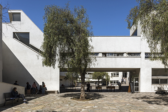 universidad adolfo ibañez - edificio a-campus peñalolen josé cruz ovalle