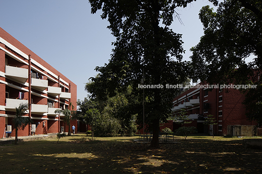 panjab university hostel for boys pierre jeanneret