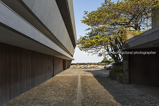 condomínio sergio bernardes bernardes arquitetura