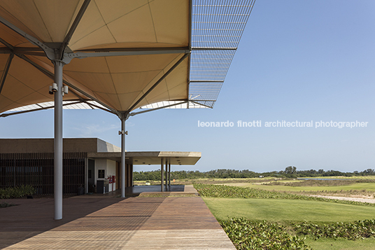 olympic golf course rua arquitetos