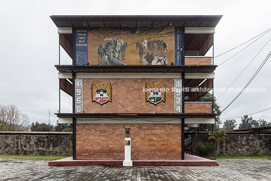 centro regional de educación normal salvador de alba martín