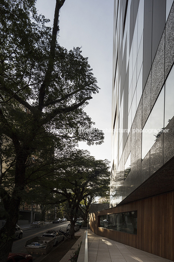 lacerda isay weinfeld