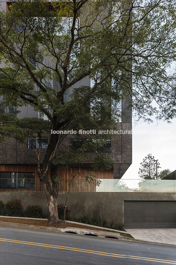 lacerda isay weinfeld