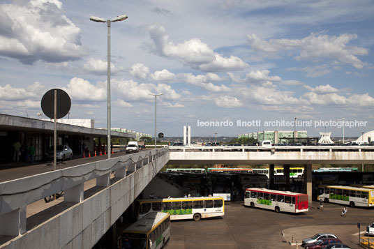 eixão bus station lucio costa