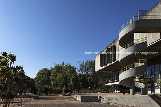 restaurante universitário - unb Antonio Carlos Moraes de Castro 