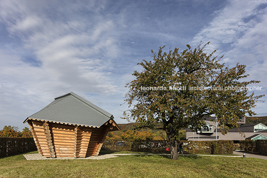 vitra furniture factory nicholas grimshaw and partners