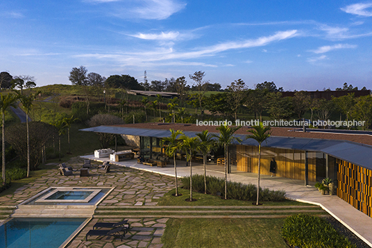 residência mje - fazenda boa vista jacobsen arquitetura