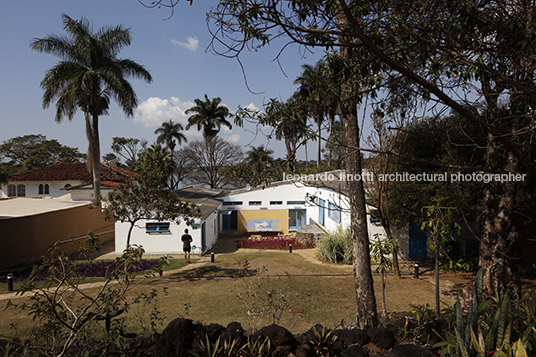 outras habitabilidades - museu casa kubitschek carlos m. teixeira