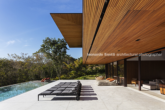 casa lr - fazenda boa vista jacobsen arquitetura