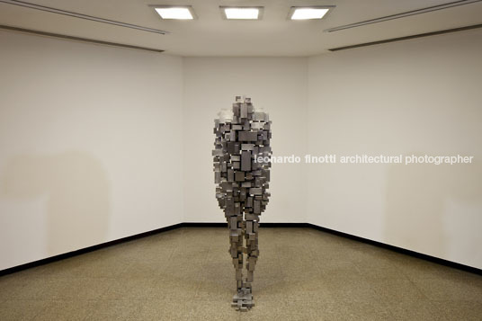 antony gormley: still being - ccbb marcello dantas