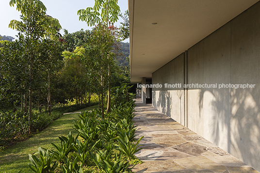 casa ab isay weinfeld