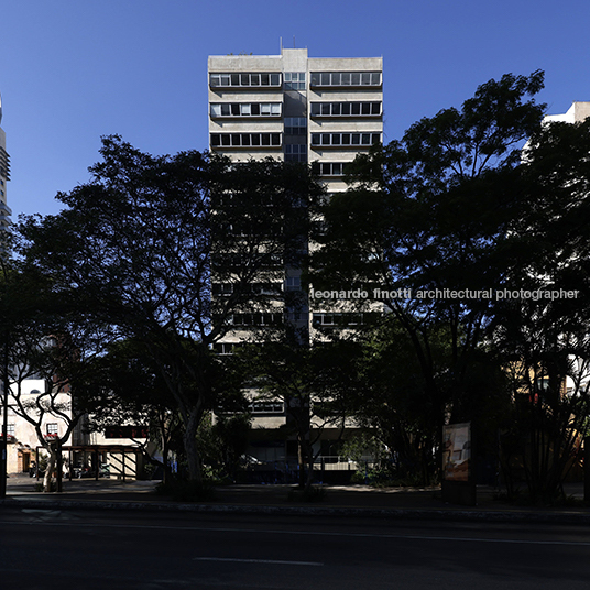 edifício giselle telésforo cristófani