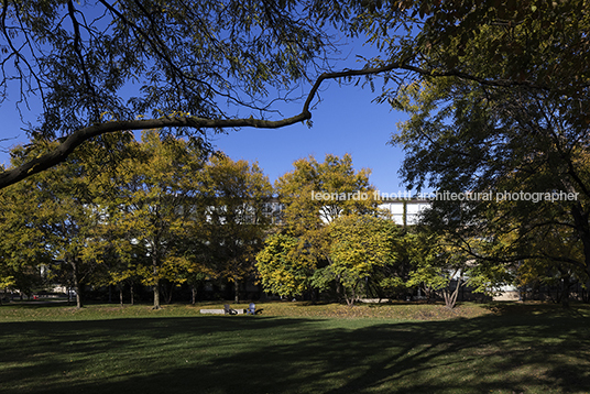 iit siegel hall mies van der rohe