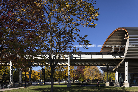 iit mccormick tribune campus center oma