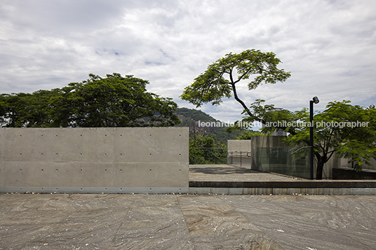 memorial do holocausto andré orioli