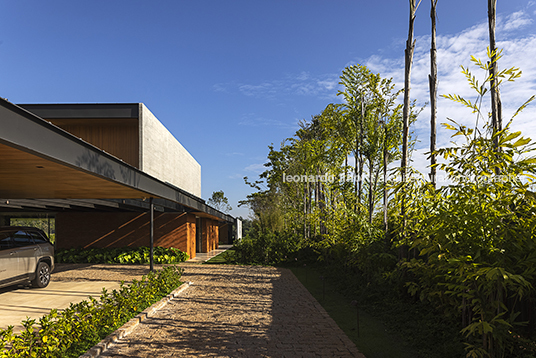 casa vetor - fazenda boa vista felipe caboclo arquitetura