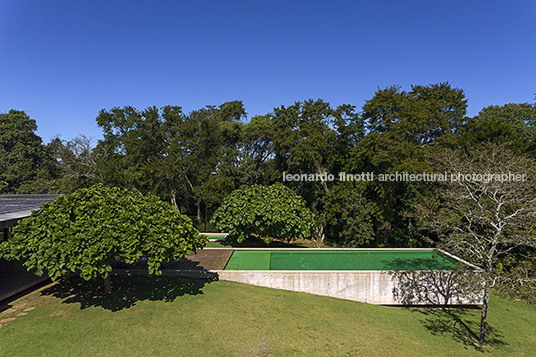 casa redux - quinta da baroneza marcio kogan