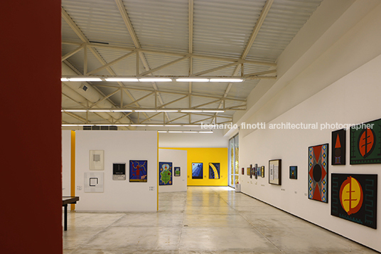 galeria mata - inhotim paulo orsini