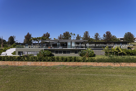 casa mdg - quinta da baroneza gálvez & márton arquitetura