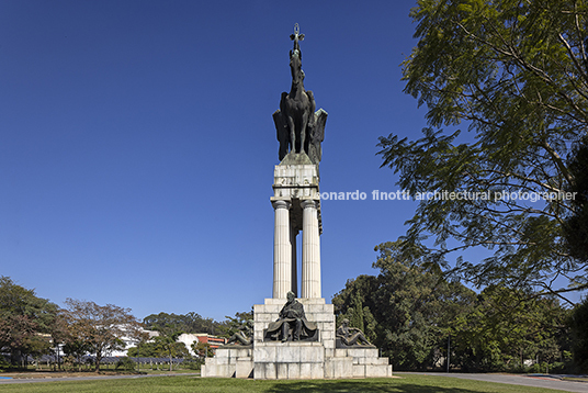 monumento a ramos de azevedo galileo emendabili