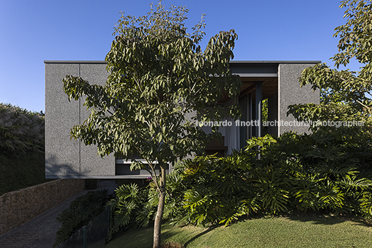 casa rcn - fazenda boa vista jacobsen arquitetura