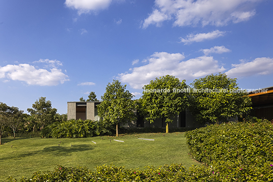 casa rcn - fazenda boa vista jacobsen arquitetura