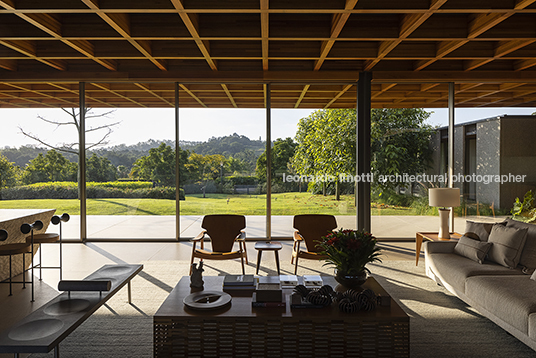 casa rcn - fazenda boa vista jacobsen arquitetura