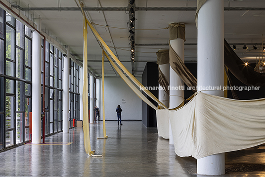 35ª bienal.sp - coreografias do impossível vão arquitetura