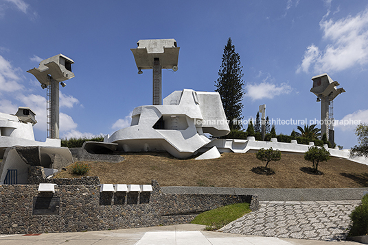 centro cultural miguel Ángel asturias efraín recinos