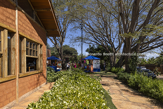 cozinha+loja comunitária mach arquitetos