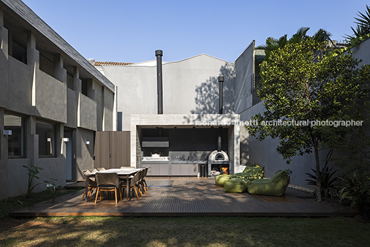 casa no morumbi luiz paulo andrade arquitetos