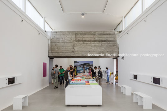 pavilhão brasileiro na bienal de veneza 