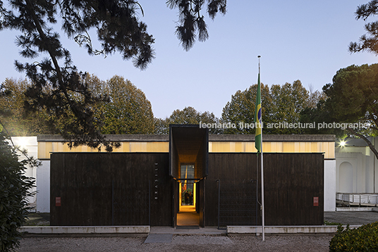 pavilhão brasileiro na bienal de veneza 