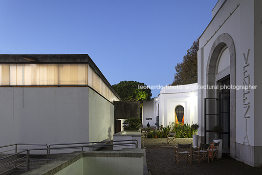 pavilhão brasileiro na bienal de veneza 