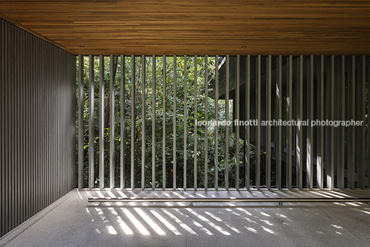 casa rc - iporanga jacobsen arquitetura