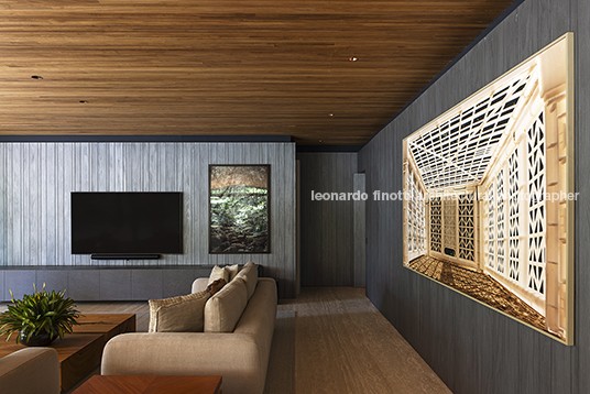 casa rc - iporanga jacobsen arquitetura