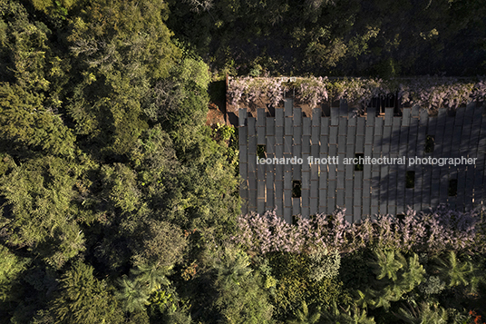 galeria yayoi kusama - inhotim mach arquitetos