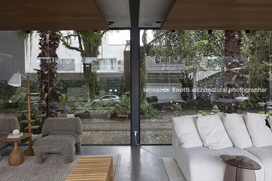 mobiliáa jobim carlevaro arquitetos