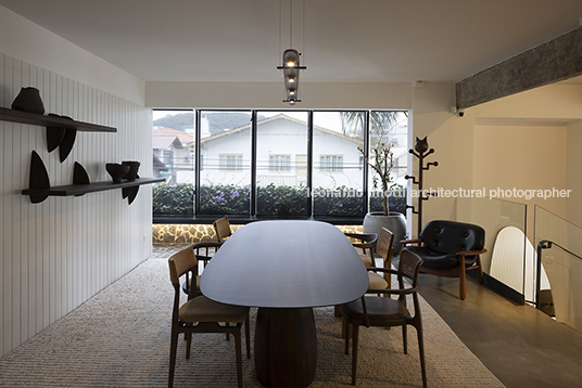 mobiliáa jobim carlevaro arquitetos